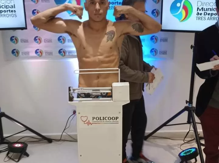 Con la presencia de Jesús Burgos vuelve el boxeo