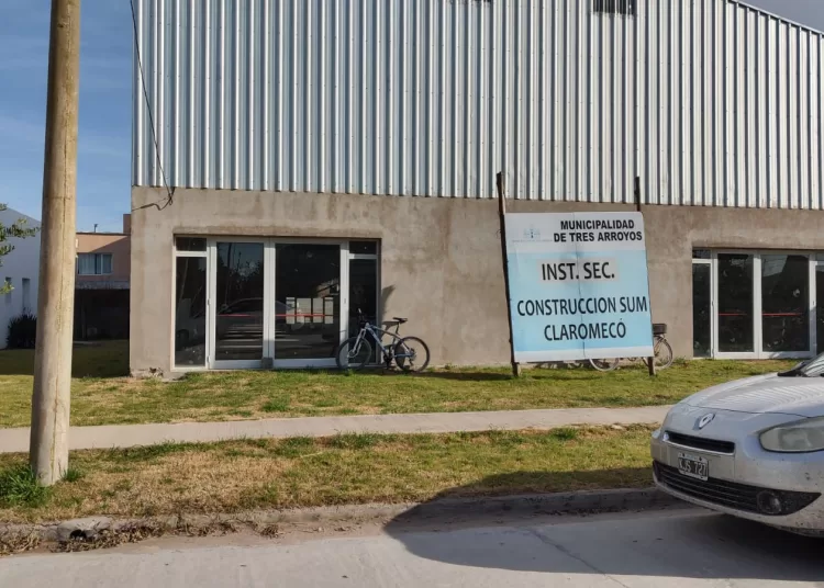 Claromecó: avanzan con una demanda contra los constructores del SUM de la Secundaria 10 por fallas en la obra