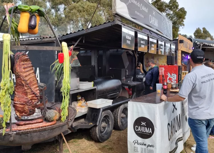 Se presentaron seis ofertas de foodtrucks para cuatro espacios de Claromecó y Orense