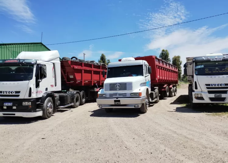 Advierten «riesgo de paralización» del agro por bajas tarifas en el transporte de cargas
