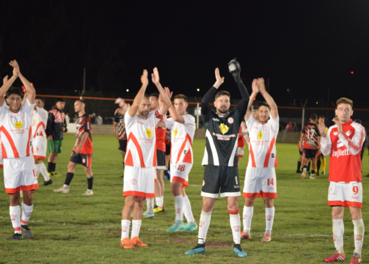 Huracán recibirá a Racing de Olavarria por el play off del Regional Amateur