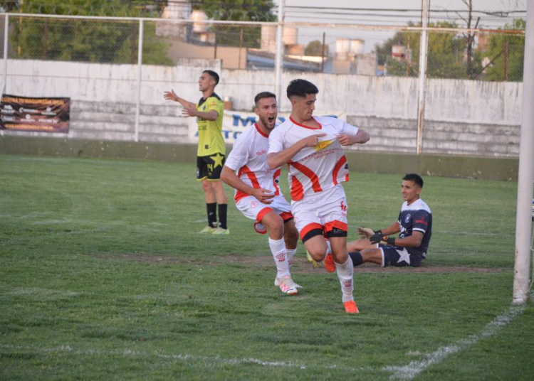 Huracán rescató un punto sobre la hora