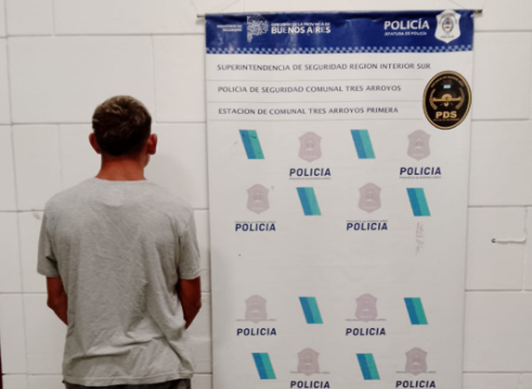 Dos mayores y un menor fueron detenidos por un robo con arma blanca