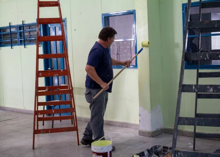 Obras en diversos establecimientos educativos de la ciudad
