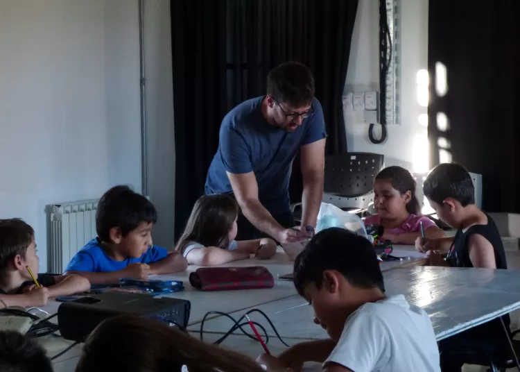 Taller de Pintura y Dibujo para niños, a cargo de Maximiliano Soriano