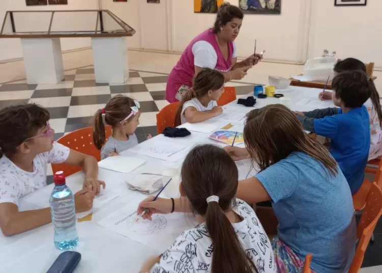 Iniciaron el taller de arte para niños en el Mulazzi