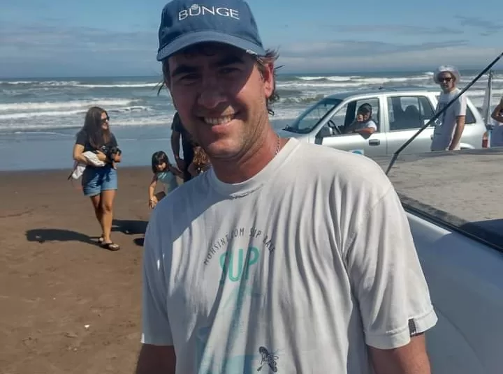 Agustín Miqueléiz, en el podio de Las 24 Horas: «es mi primera experiencia con una corvina negra», relató