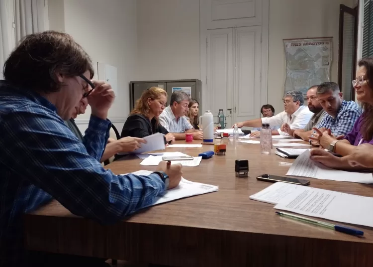 Estudian la inminente suba de la tasa vial rural