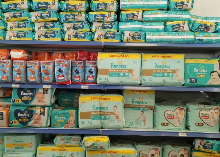 Cambios de consumo: afirman que se buscan pañales de «mitad de tabla» tras el fuerte aumento de las primeras marcas