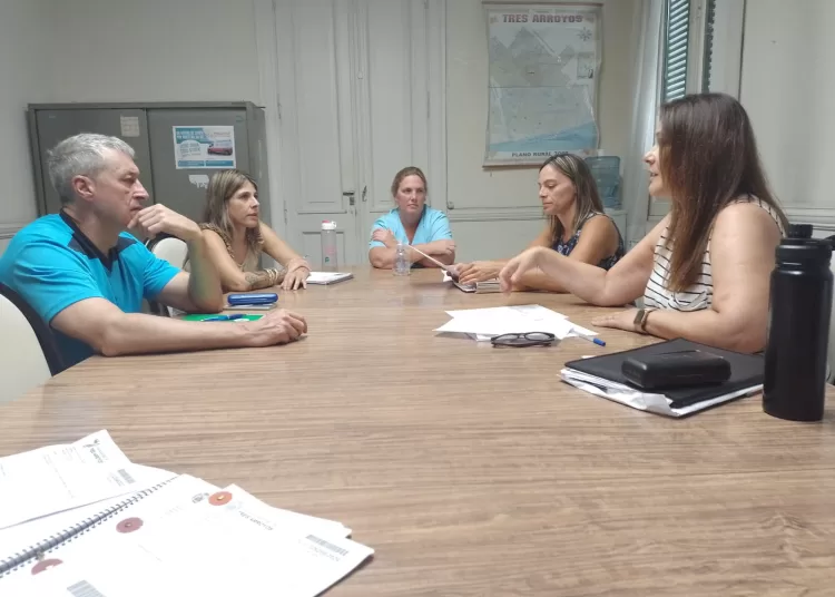 Comienzan a acreditar las becas municipales para estudiantes de nivel superior