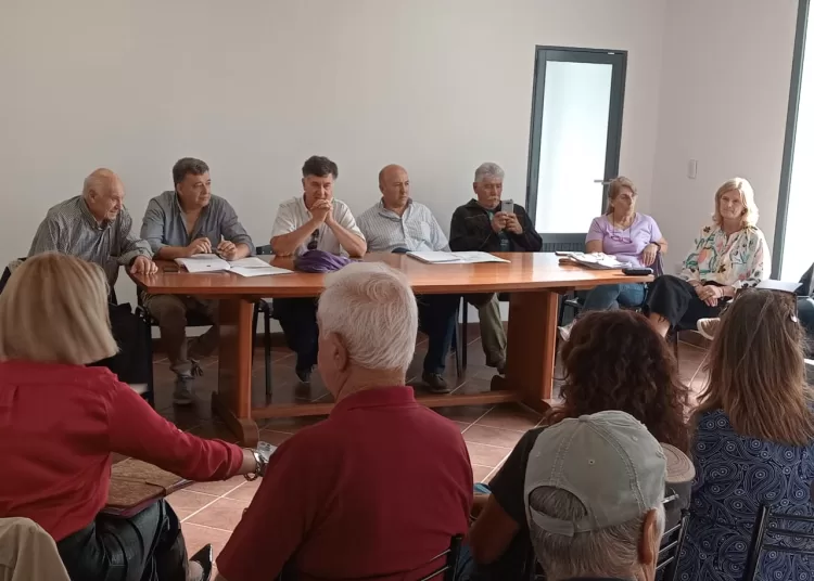 Claromecó: debatieron el reajuste tarifario de luz y agua