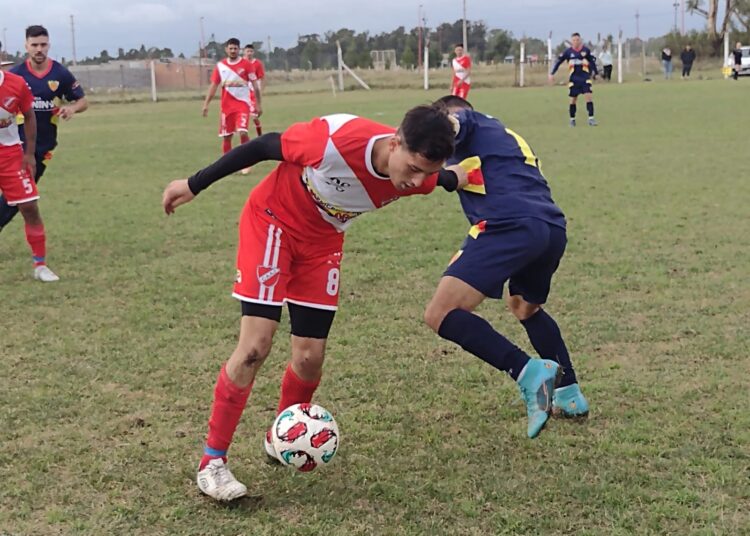 San Martín ganó y alcanzó a Unión en la cima del Ascenso