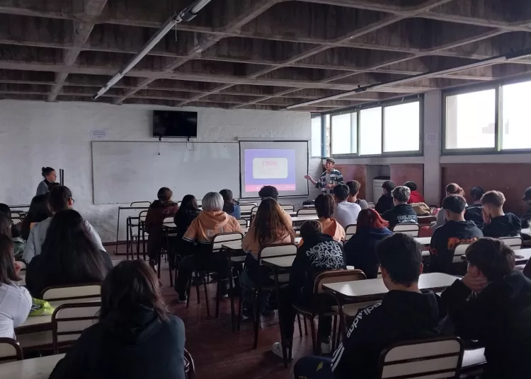 Juegos Bonaerenses: Charla informativa sobre disciplinas culturales en establecimientos educativos