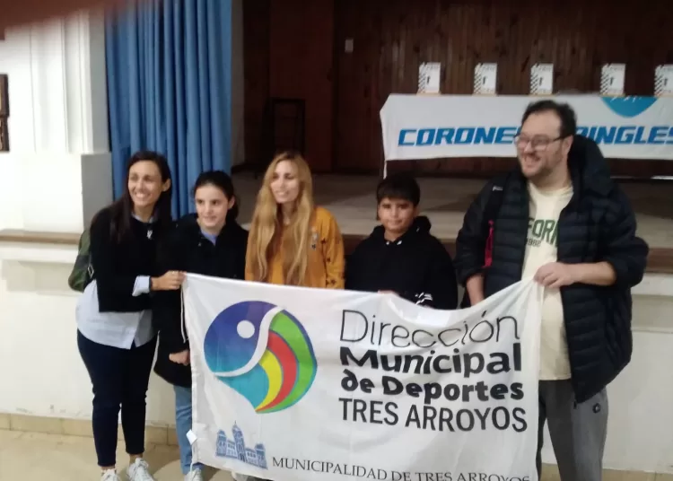 La Escuela Municipal de Ajedrez se presentó en Coronel Pringles