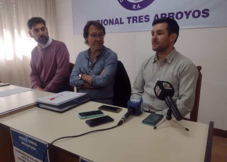 En defensa de la educación pública, convocan este martes a la Marcha Federal Universitaria en el CRESTA