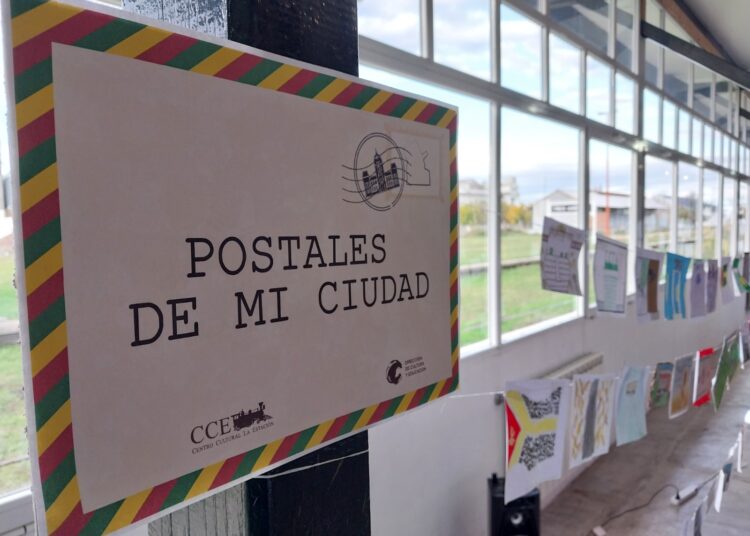 Abierta la muestra «Postales de mi ciudad» en la Estación