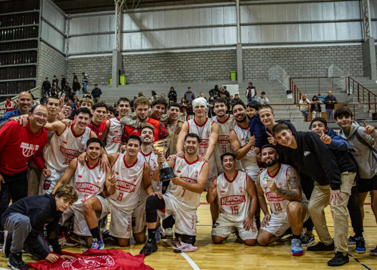 Huracán sumó la tercera Copa Aniversario