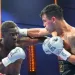 En un vibrante y polémico combate, Lemos cayó ante Hitchins por decisión unánime