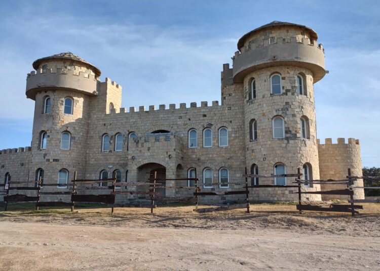 Juntos descartó la idea de tasa por segunda vivienda en Claromecó: «cargar al vecino es la salida más fácil»