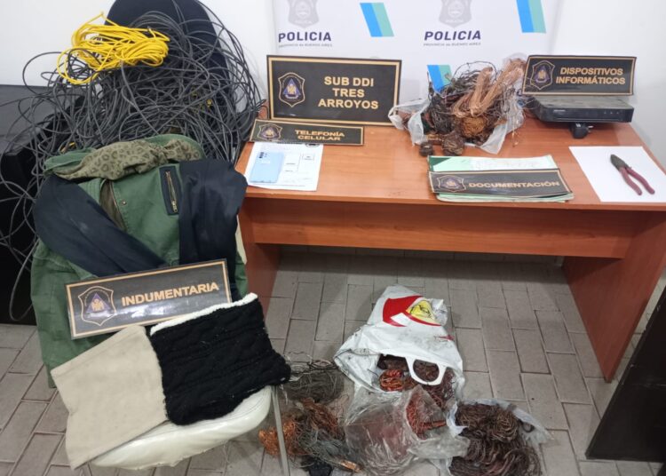 Secuestraron casi 25 kilos de cables y cobre robados