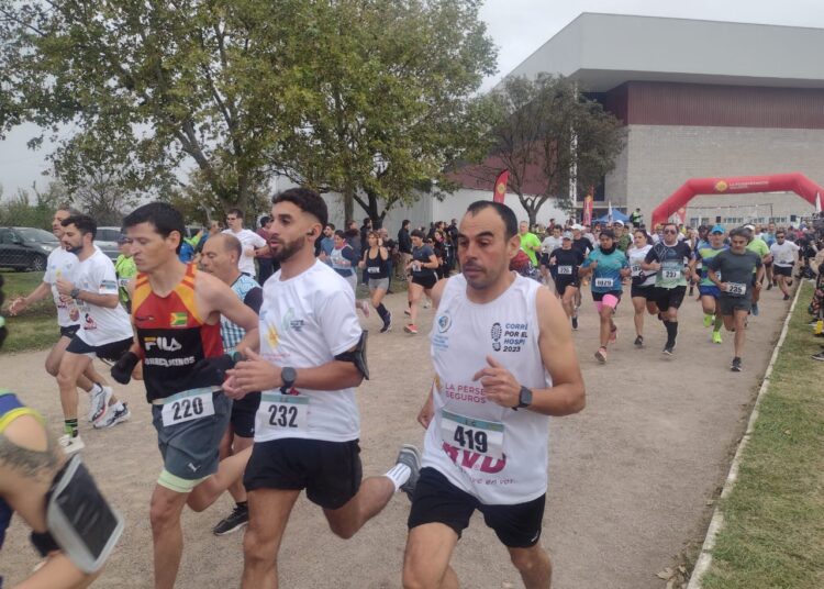 Corre por el Hospi convocó a 300 atletas