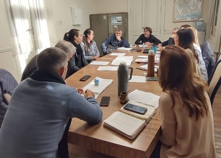 Reanudaron discusión por el cupo laboral trans en el Municipio y destacan contrataciones en el sector privado