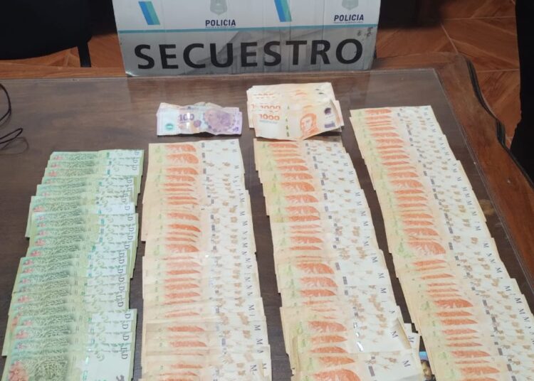 Secuestraron marihuana y efectivo en un operativo en el Barrio Solidaridad