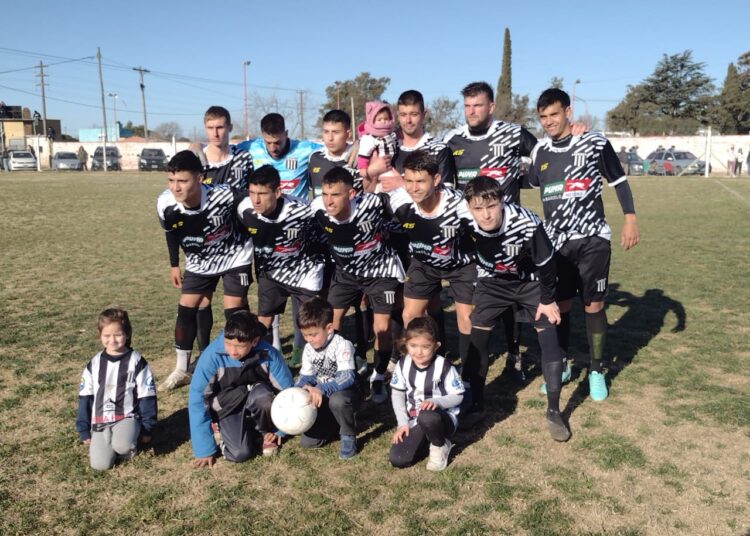 Copetonas es el nuevo líder en el Ascenso