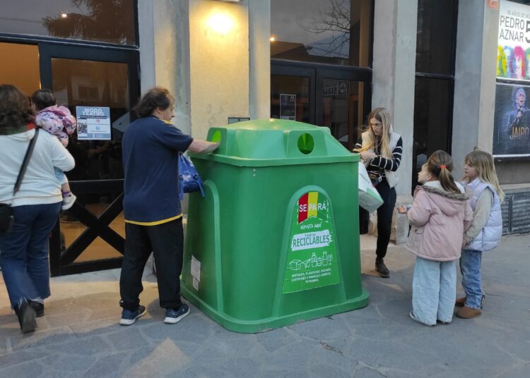 Exitosa presentación de «El Tren de Homero» en el Teatro Municipal