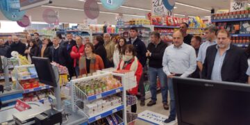 Renovada por completo, la Cooperativa Obrera reabrió su sucursal de Moreno 745