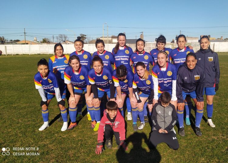 Femenino: Colegiales ganó y quedó solo en la cima del torneo