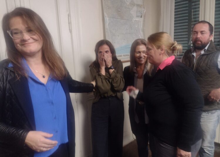 Bochornoso: suspendieron la sesión del Concejo Deliberante por una pelea entre De Grazia y la secretaria del cuerpo