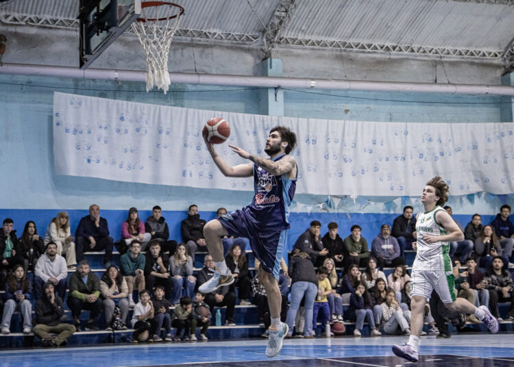 Club de Pelota obtuvo una clara victoria para ilusionarse con jugar por el ascenso