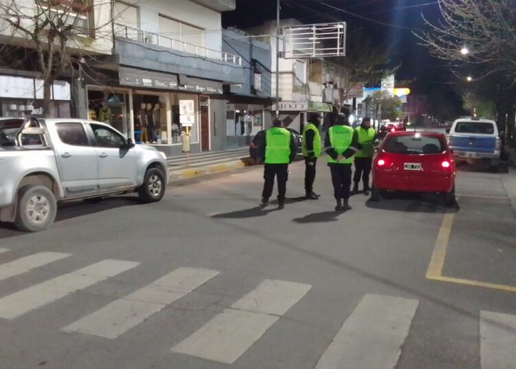 Controles de fin de semana: continúan con los operativos en diferentes puntos del distrito