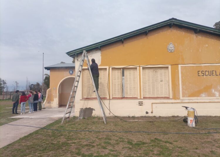 Consejeros y Municipio avanzan en la mejora de escuelas y jardines
