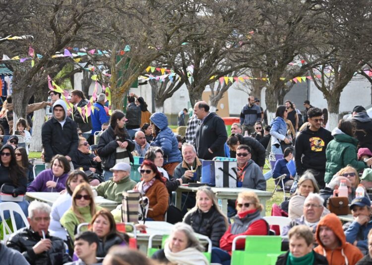 Unas dos mil personas pasaron por la primera Fiesta del Turismo Rural en Bellocq