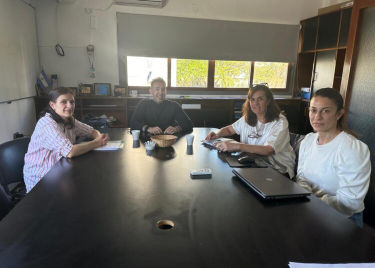 Gestionaron adquisición de elementos para comedores escolares