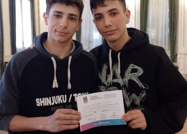 Alumnos de la Técnica y la Secundaria 10 de Claromecó fueron elegidos para el Parlamento Juvenil del Mercosur