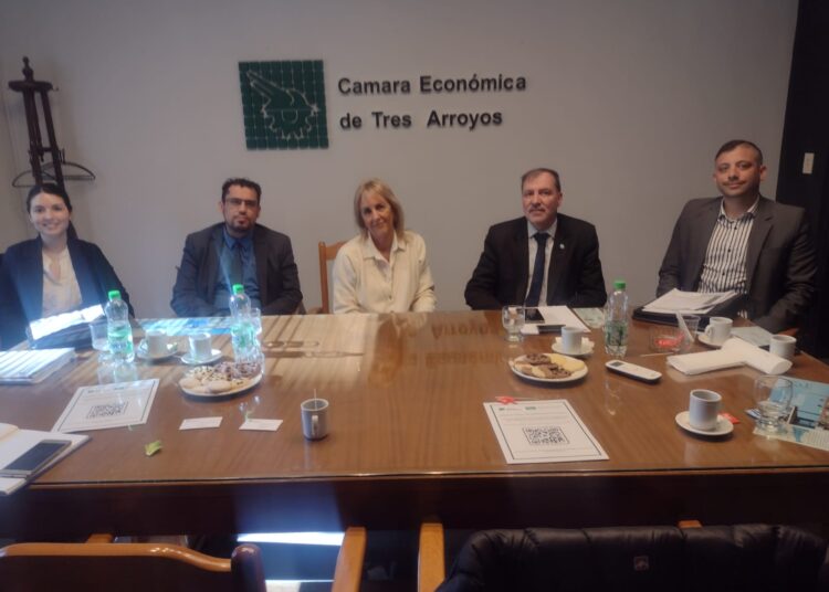 El Provincia brindará créditos y analiza ampliar la oferta bancaria en Claromecó y Reta