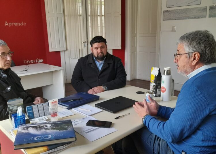Turismo y UTHGRA se reunieron para analizar el panorama del sector
