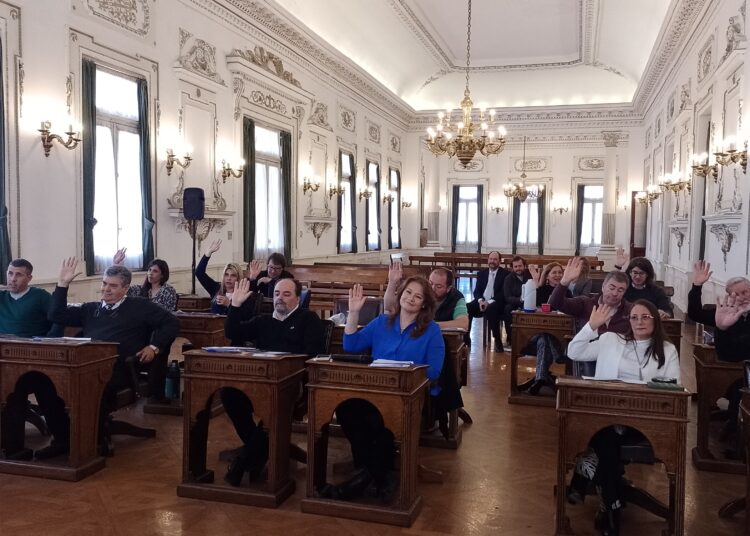 Aprobaron las ordenanzas que regulan la circulación vehicular en la ciudad y Claromecó