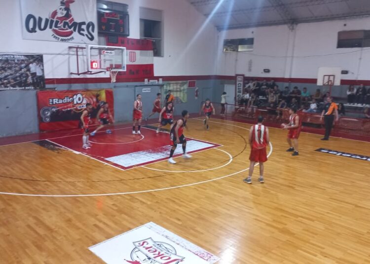 Quilmes ganó el primer chico sin sobresaltos