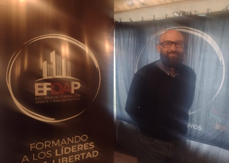 Se realizó el lanzamiento de la Escuela de Formación, Debate y Análisis Político