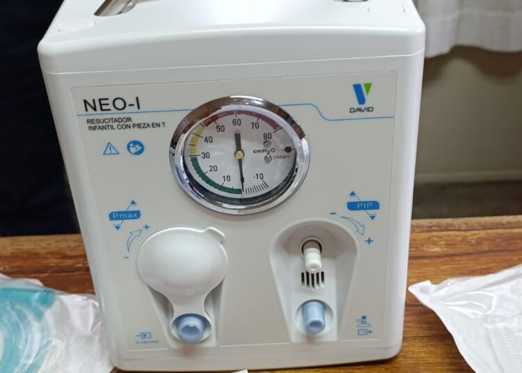 El Hospital recibió un nuevo resucitador infantil adquirido por entidades del agro