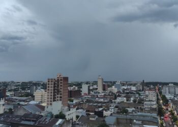 Leves lluvias en la madrugada concentraron menos de 4 milímetros en la ciudad