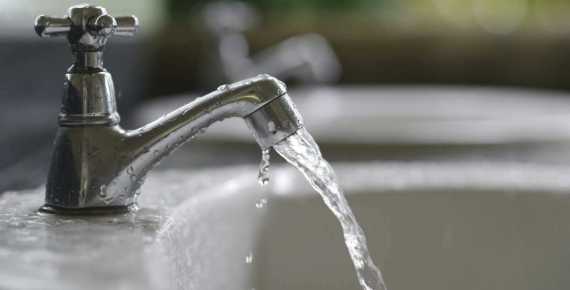 Ya están funcionando las bombas para regularizar el servicio de agua en toda la ciudad