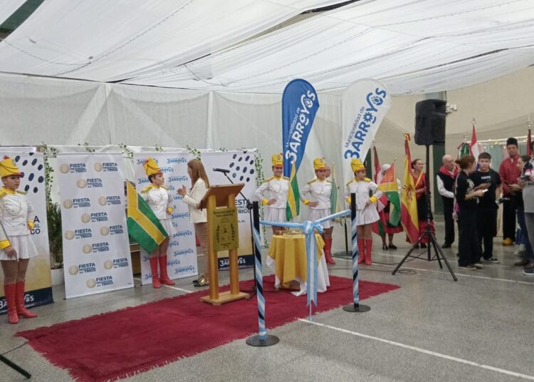 Pasada por agua, se formalizó la apertura de la Fiesta del Trigo pero se suspendieron los shows