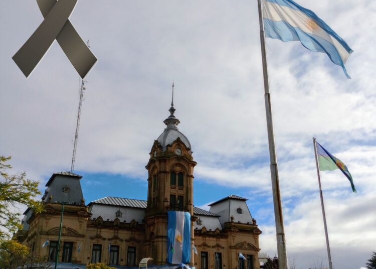 Duelo municipal por el fallecimiento del exintendente Carlos Aprile