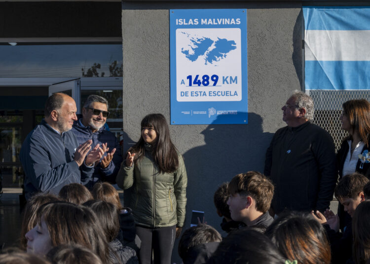 Oficiaron el acto en la Secundaria 9 en conmemoración de Malvinas