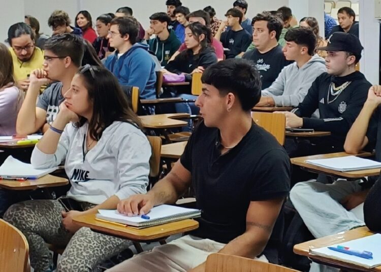 CRESTA-UPSO: arrancó el ciclo lectivo de Emergencias Sanitarias y Tecnologías de Programación